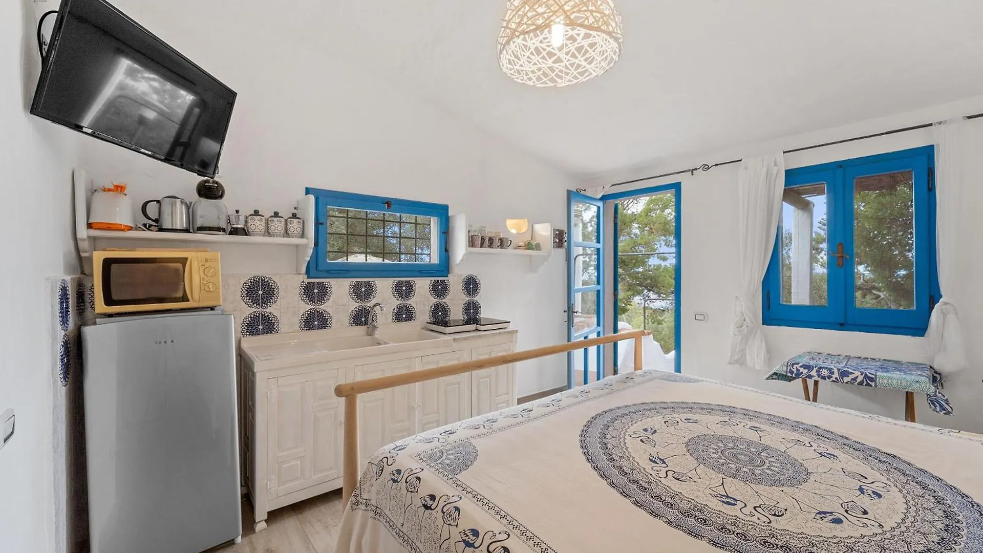 Suite Paradiso Quartu Sant'Elena 0*,  Italien